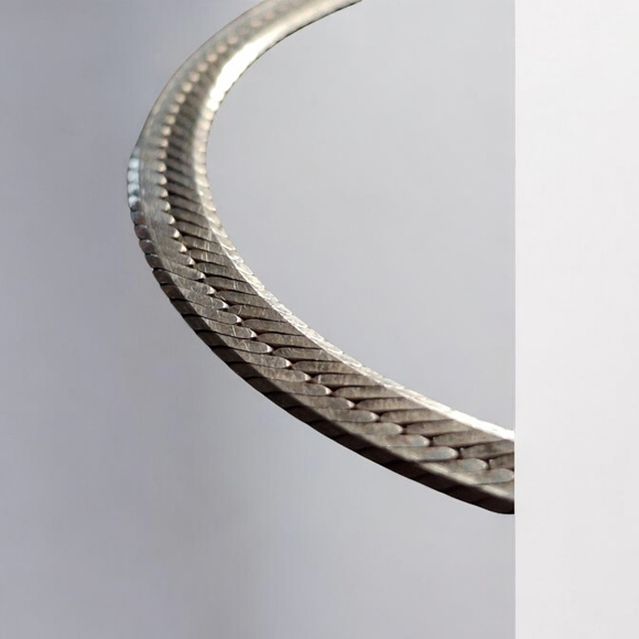 Vintage Sterling Silver 925 Italian VIOR Designer Herringbone Chain Bracelet - Picture 8 of 10